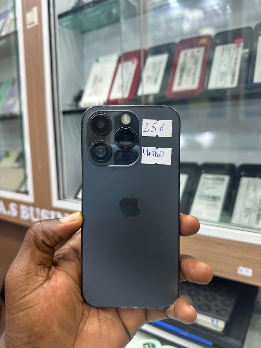 14 pro 256giga 2 puces