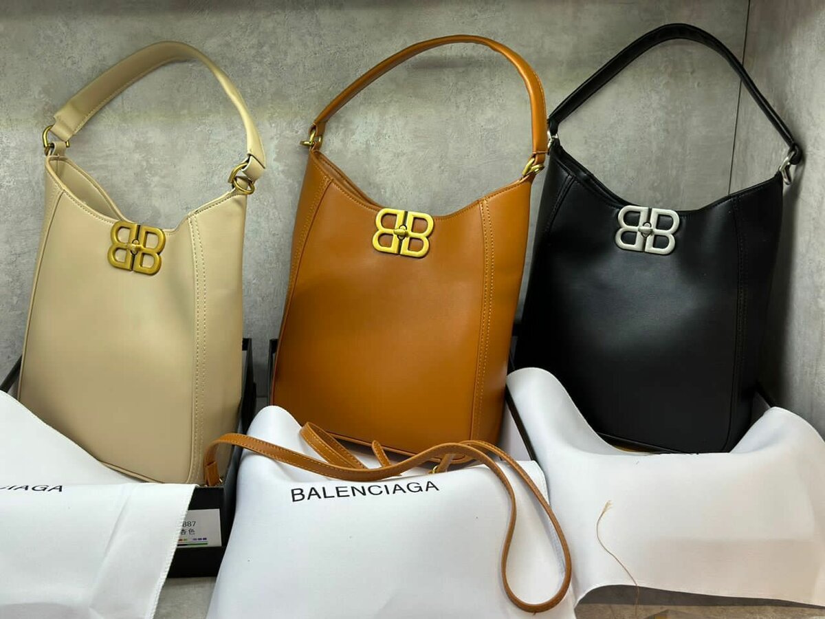 Balenciaga/ бесплатная доставка