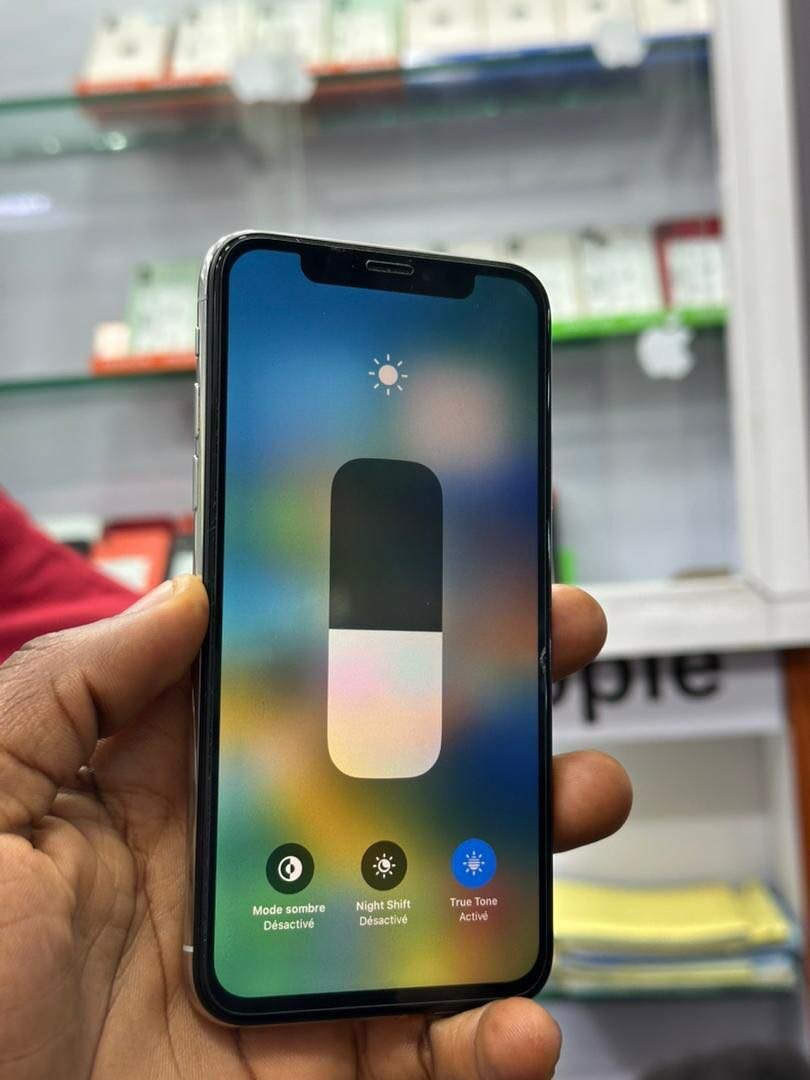 iphone Xs 64giga tout passe