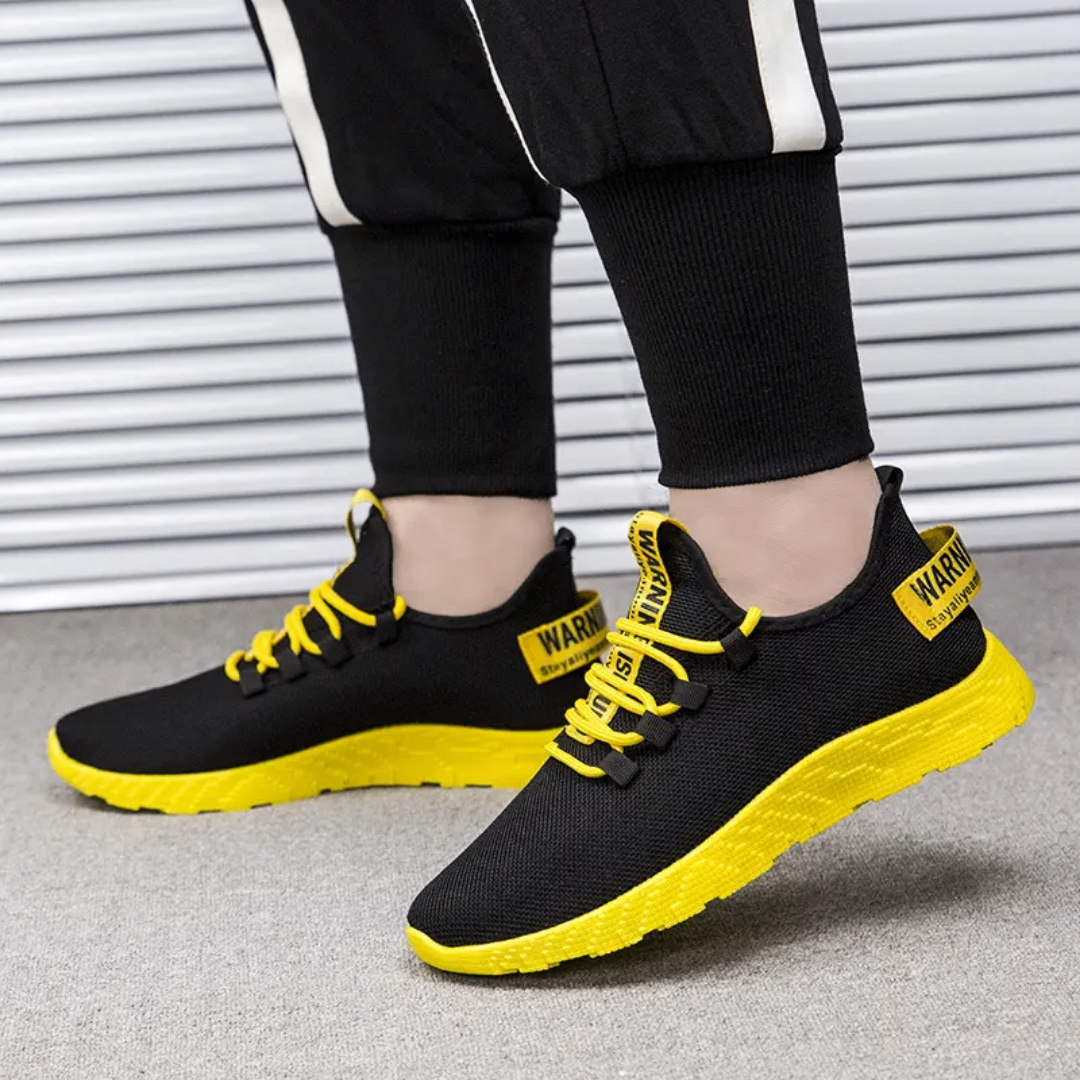Baskets Noires et Jaunes Tendance