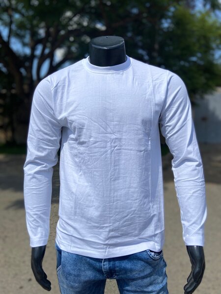 Long sleeved T-shirt