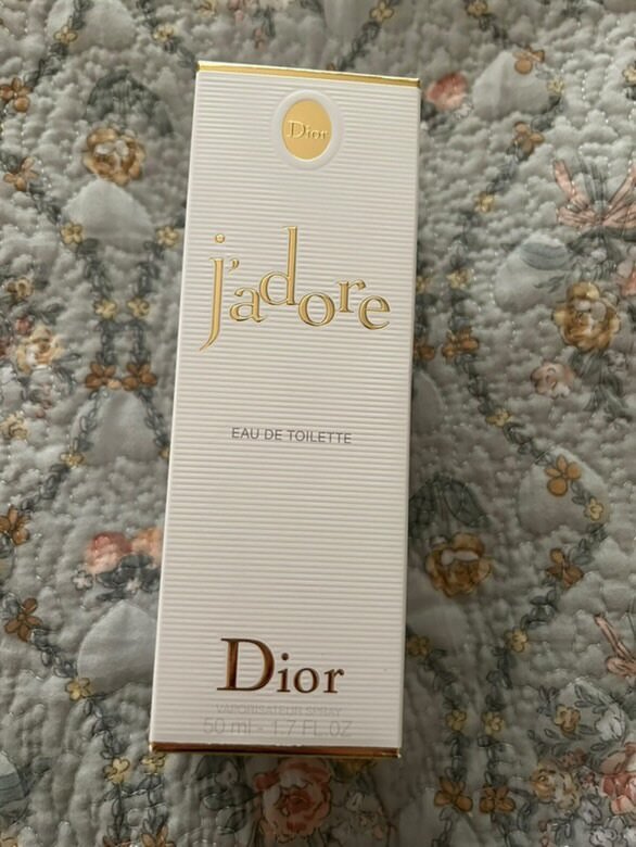 Предлагаю вашему вниманию оригинальный женский парфюм Dior J