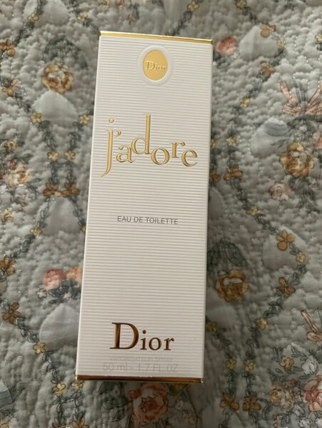 Предлагаю вашему вниманию оригинальный женский парфюм Dior J