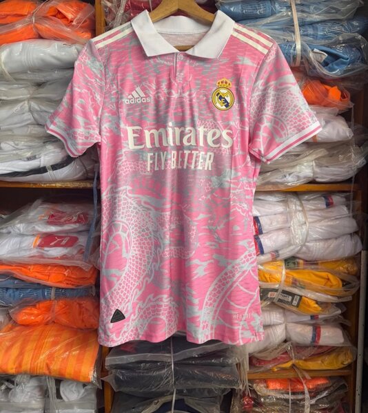 Maillots de football Real Madrid