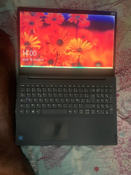Ordinateur Portable lenovo