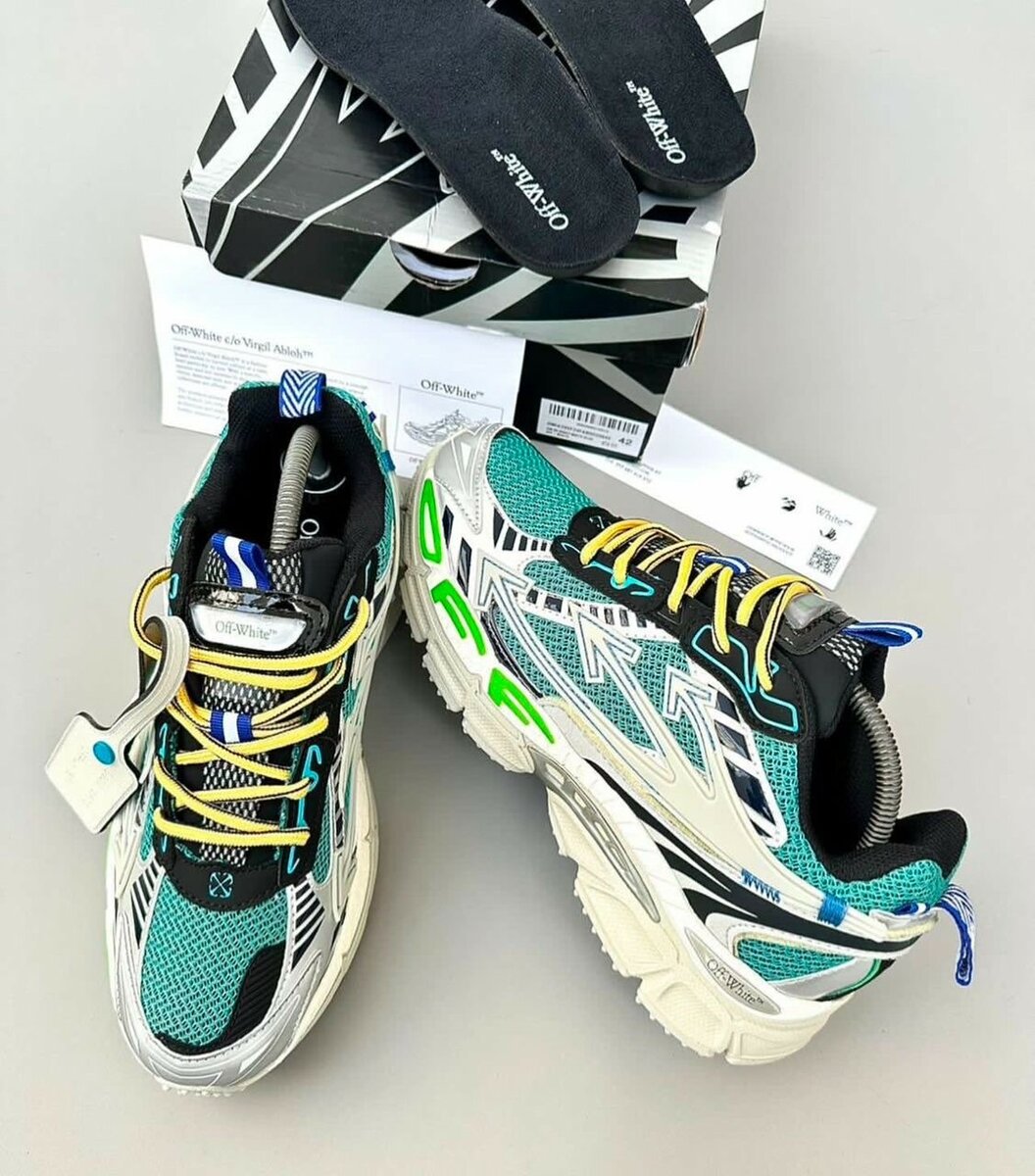 OFF WHITE SNEAKER