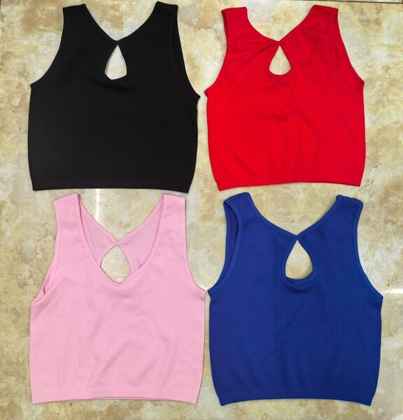Lot 4 Débardeur sans manches