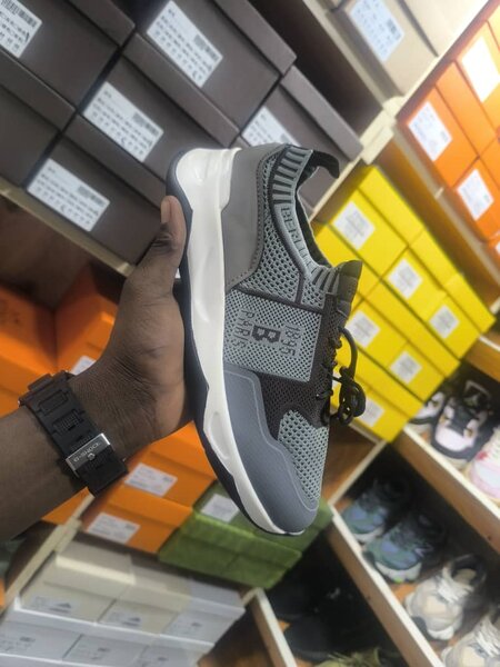 Berluti hommes confort grises