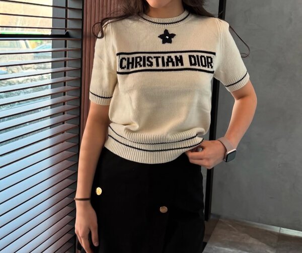 Те самые кофты Диор