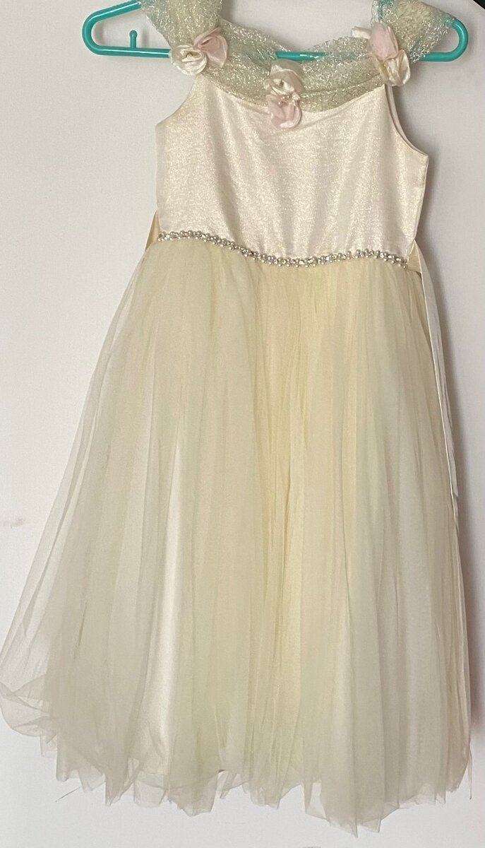 Детско-платье на рост 140 см