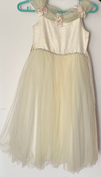 Детско-платье на рост 140 см