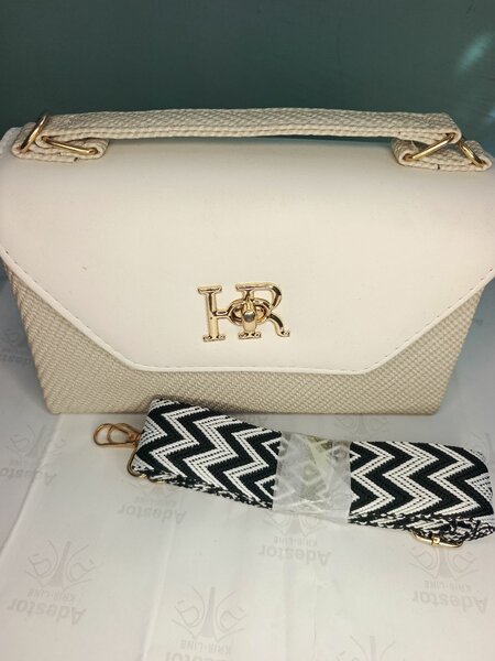 Sac à main élégant beige