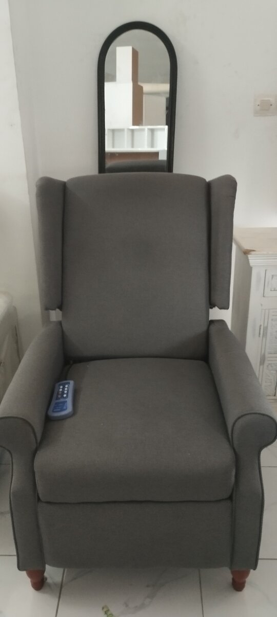 Fauteuil inclinable gris élégant