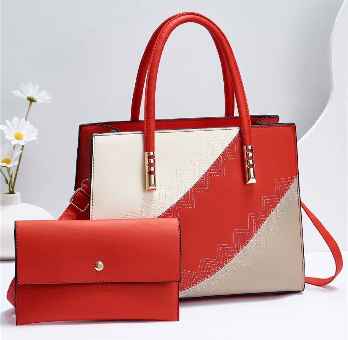 3coloured handbag