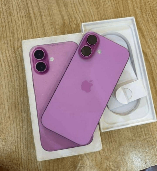 iPhone 16Rose