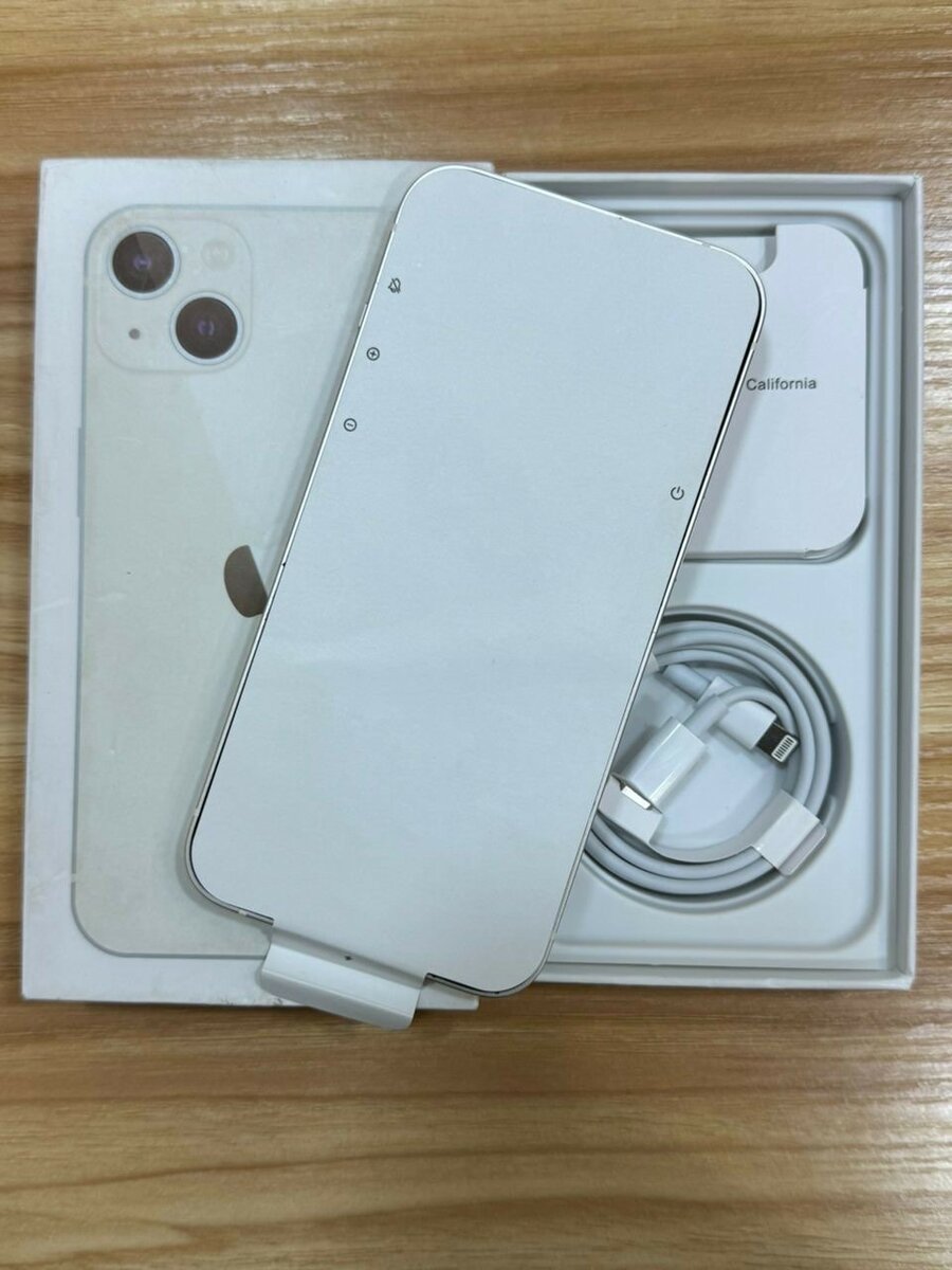 iPhone 13 juste descellé