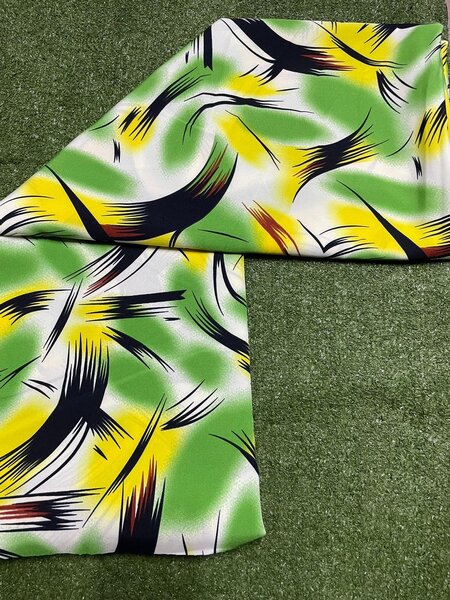 Tissu élégant à motifs variés