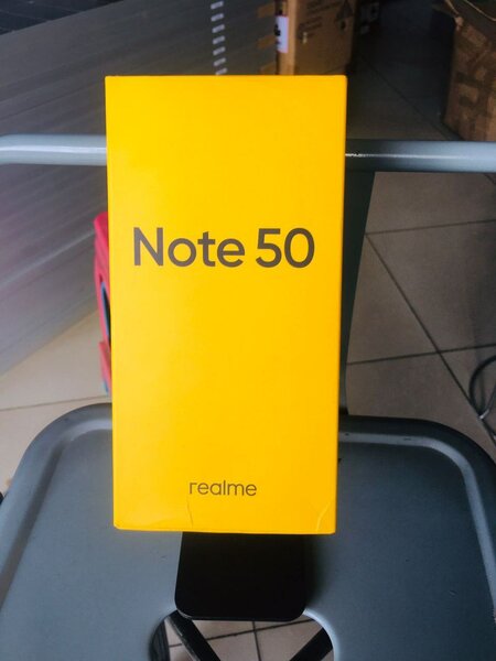 Realme note 50