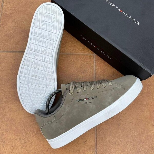 TOMMY HILFIGER CLASSIC