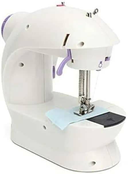 Machine à coudre multifonction