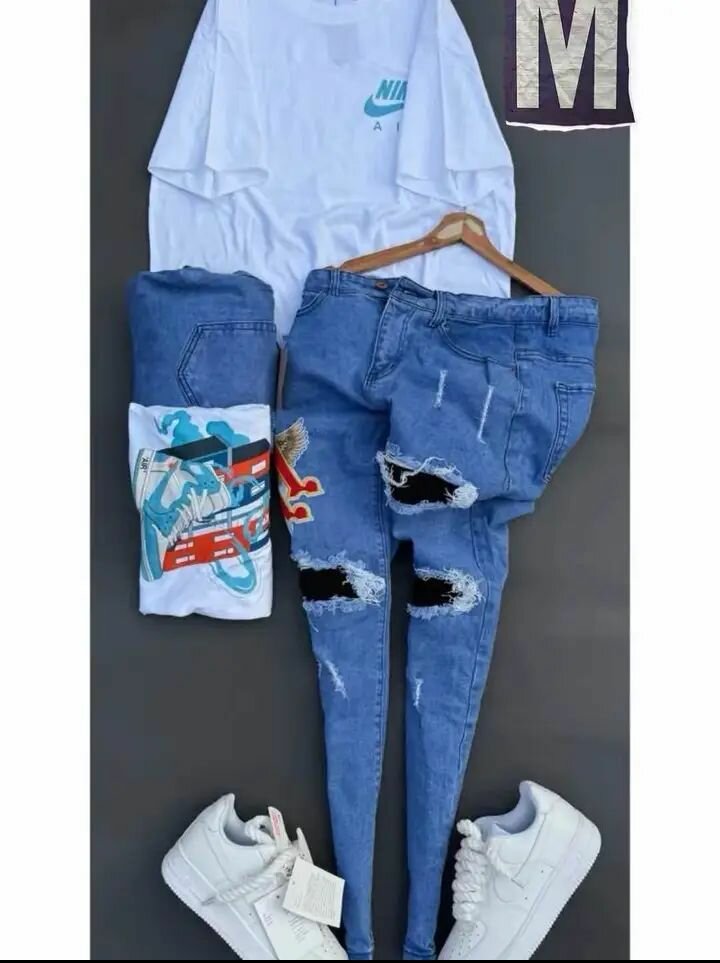 Ensemble T-shirt et Jean Tendance