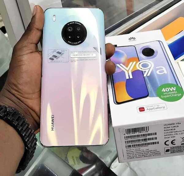 Huawei Y9a 128 giga 8 ram
