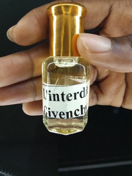 Essence pure de Dubaï