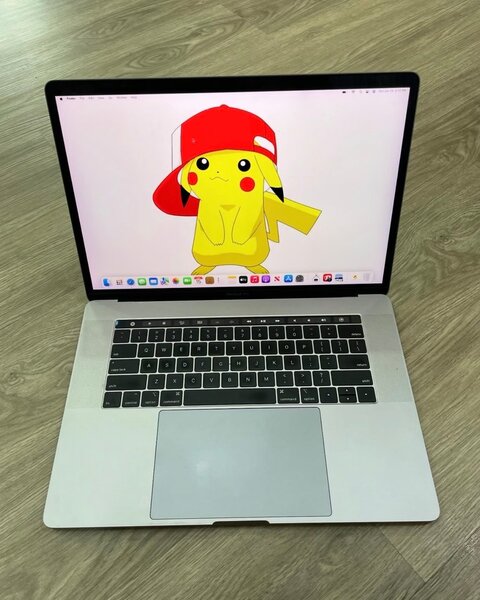 MacBook Pro 2018 | i7 | 16Go