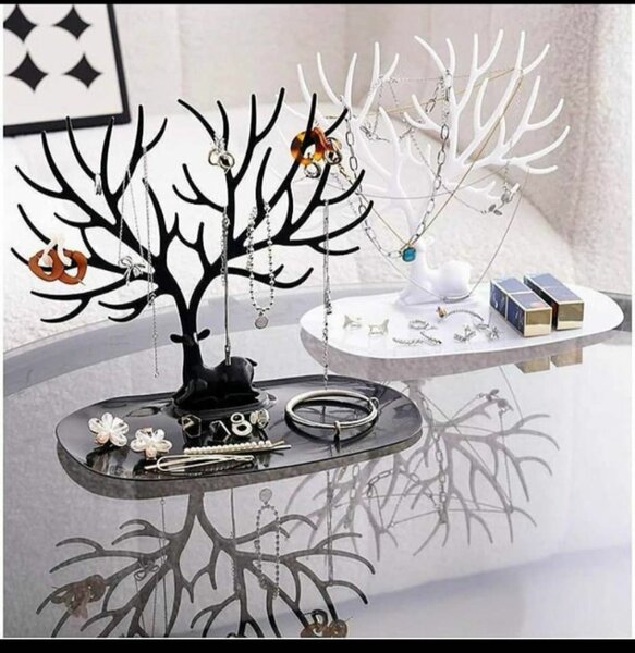 Arbre à bijoux décoratif