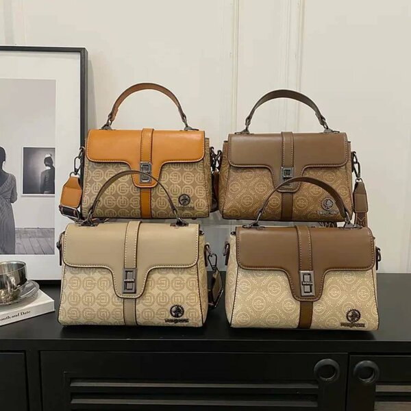 Sac à main tendance en cuir