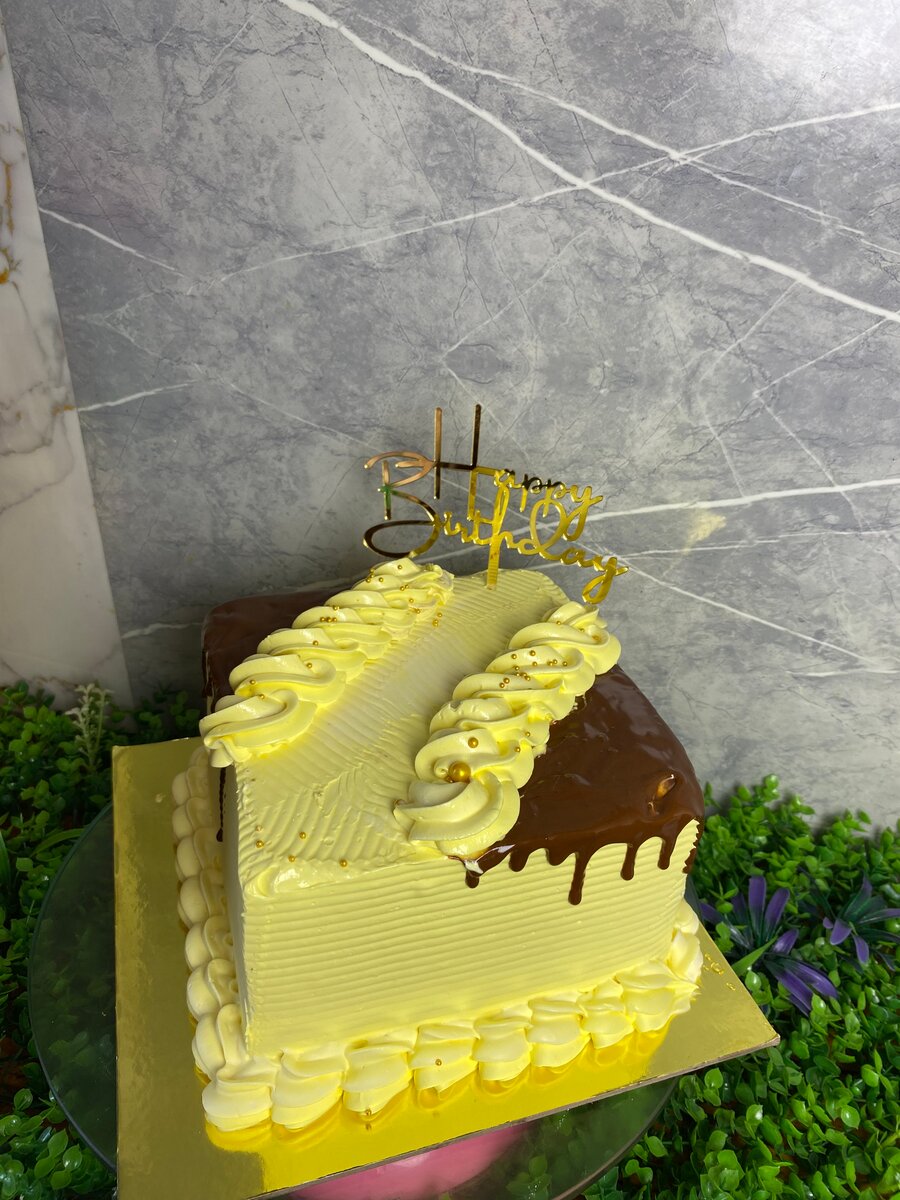 Gâteau anniversaire crème