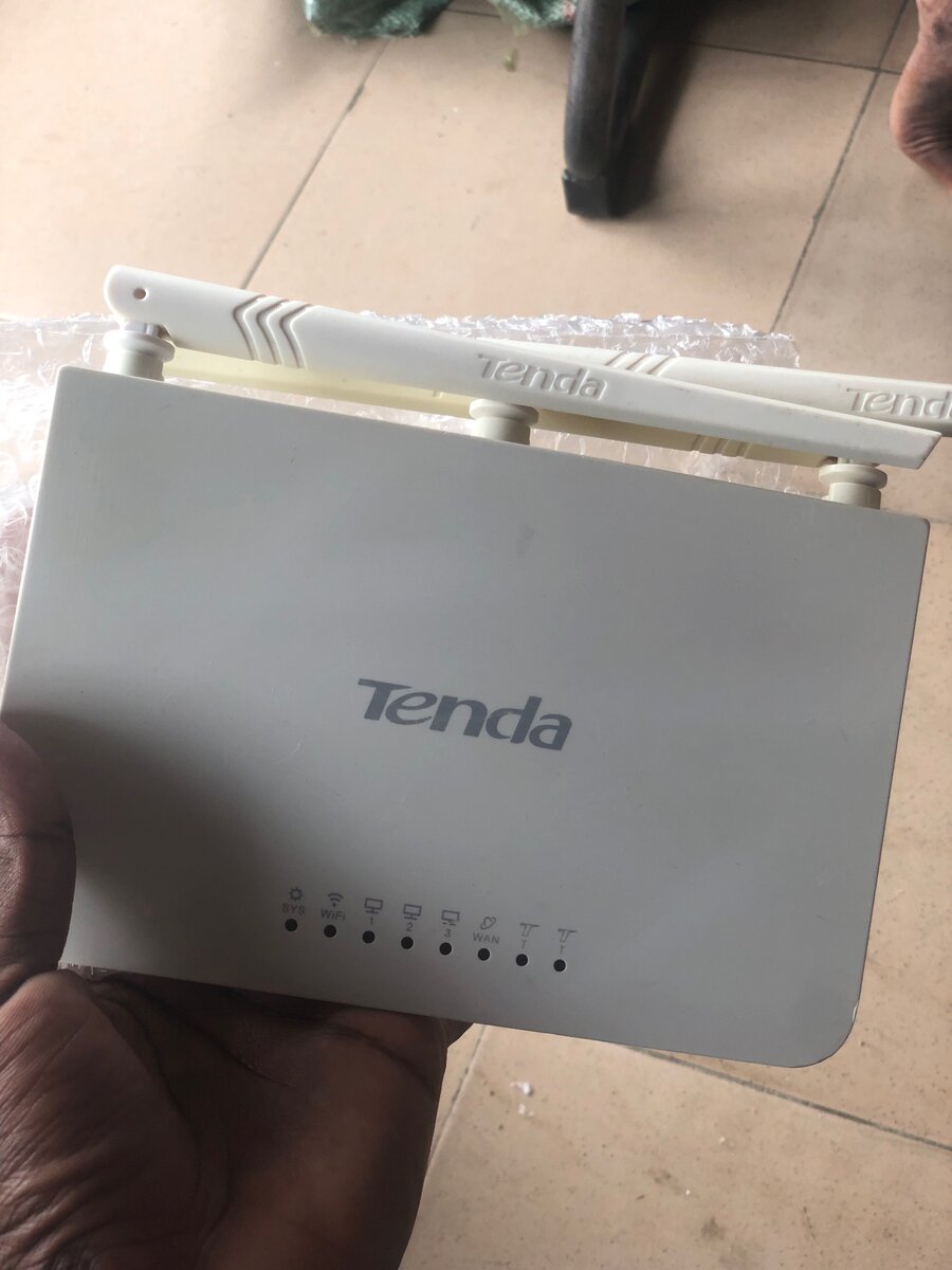 Tenda f3 -Wifi répéteur