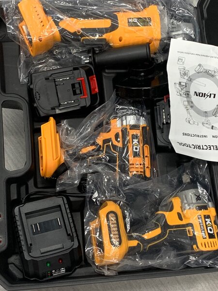 Drill machine cordless