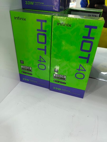 INFINIX HOT 40