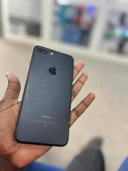 iPhone 7plus 128GB