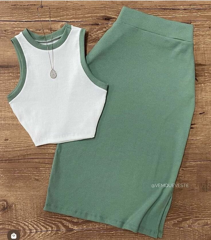 Jupe crayon tendance et haut