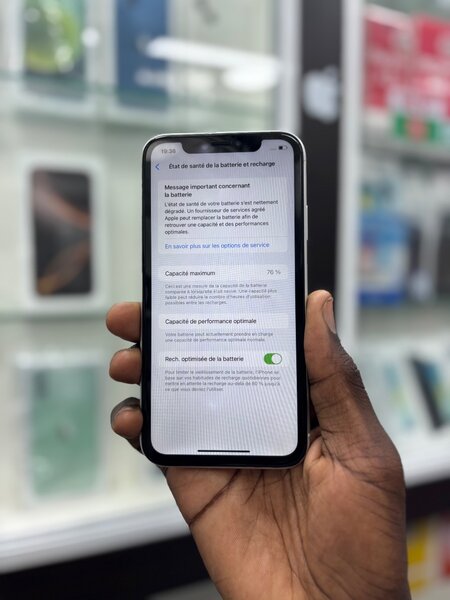 iPhone XR Blanc 64Go