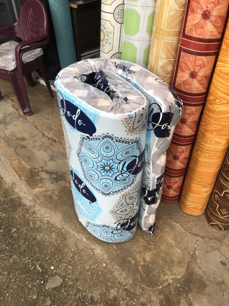 Matelas en mousse pliable floral