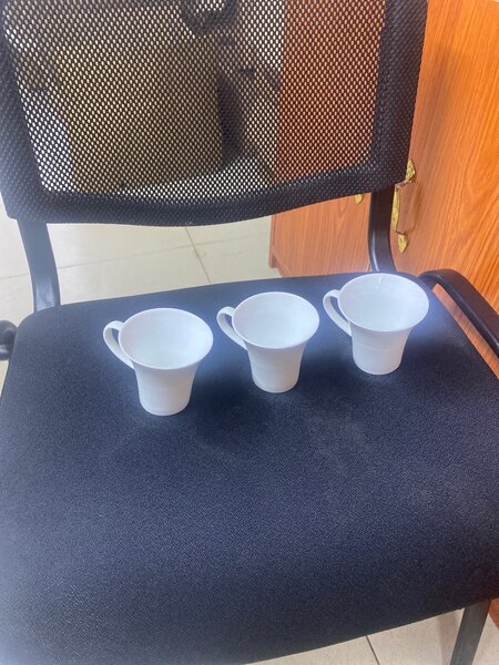 3Tasses en céramique élégantes