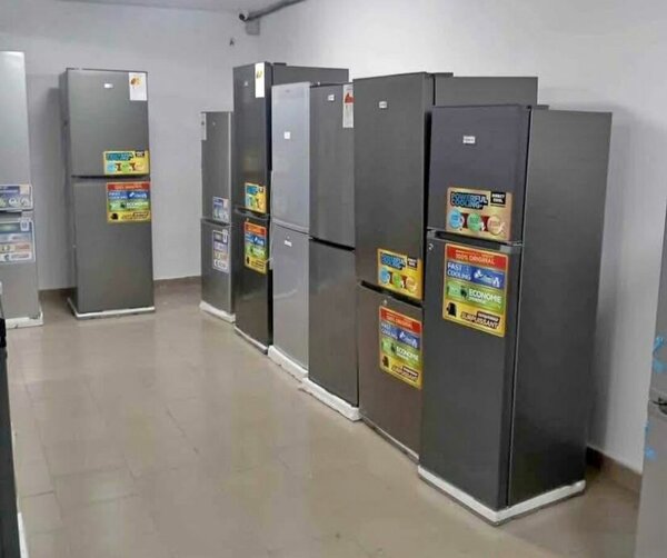 Congélateur Vertical Moderne