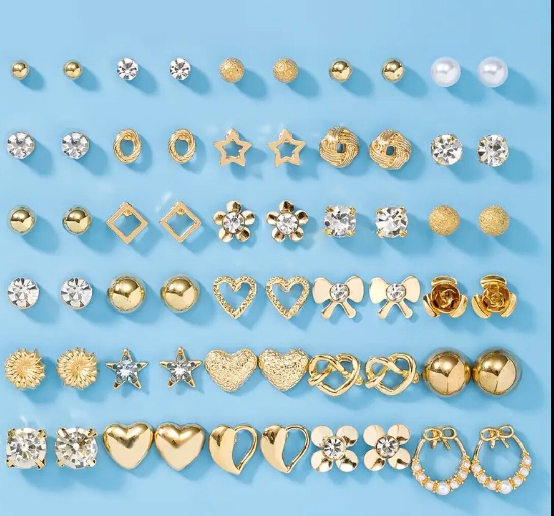 Lot de boucles d'oreilles dorées