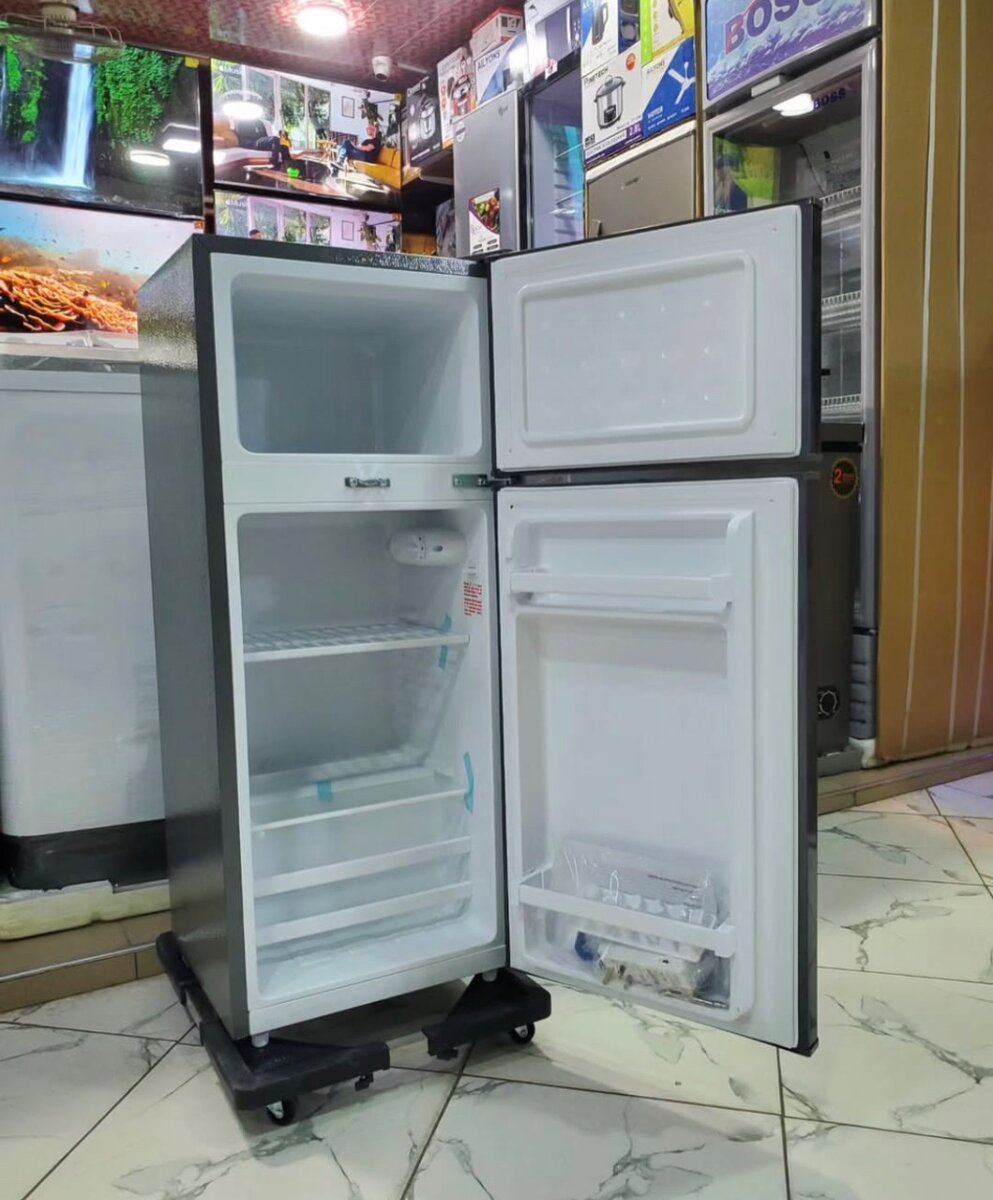 Boss double door fridge, table top