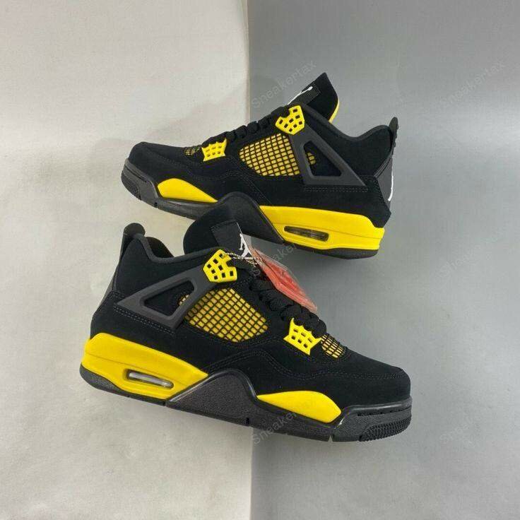 Nike Jordan 4