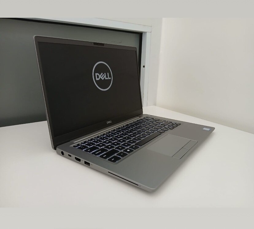 GH¢4000 DELL LATITUDE 7300 Silver i5 || 16GB RAM || 256GB SS