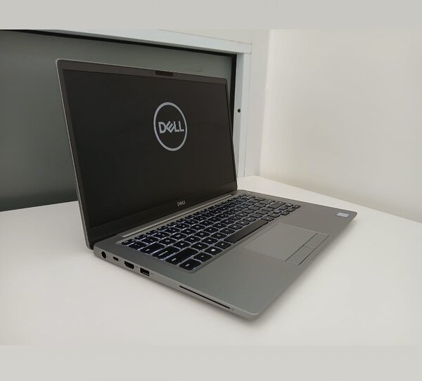 GH¢4000 DELL LATITUDE 7300 Silver i5 || 16GB RAM || 256GB SS