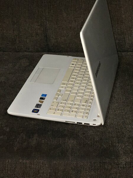 Samsung Laptop Blanc core i5