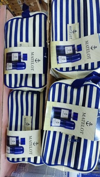 Trousse de toilette rayée bleue