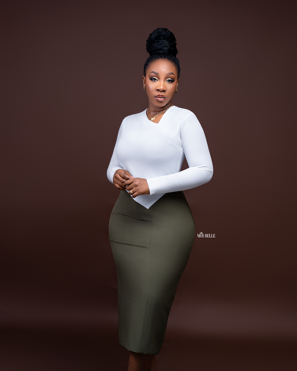 Robe crayon élégante femme