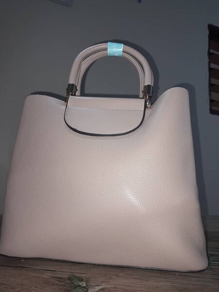 Sac à main en cuir élégante