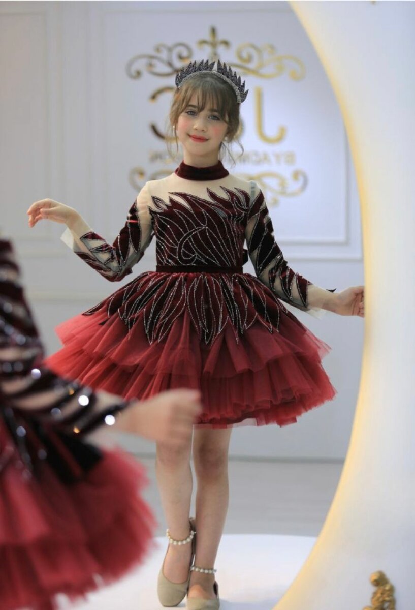 Girls Frozen Luxury Blue, Green and Red dress.